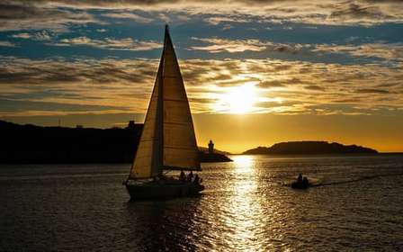 Catania: aperitivo en velero al atardecer a lo largo de la costa