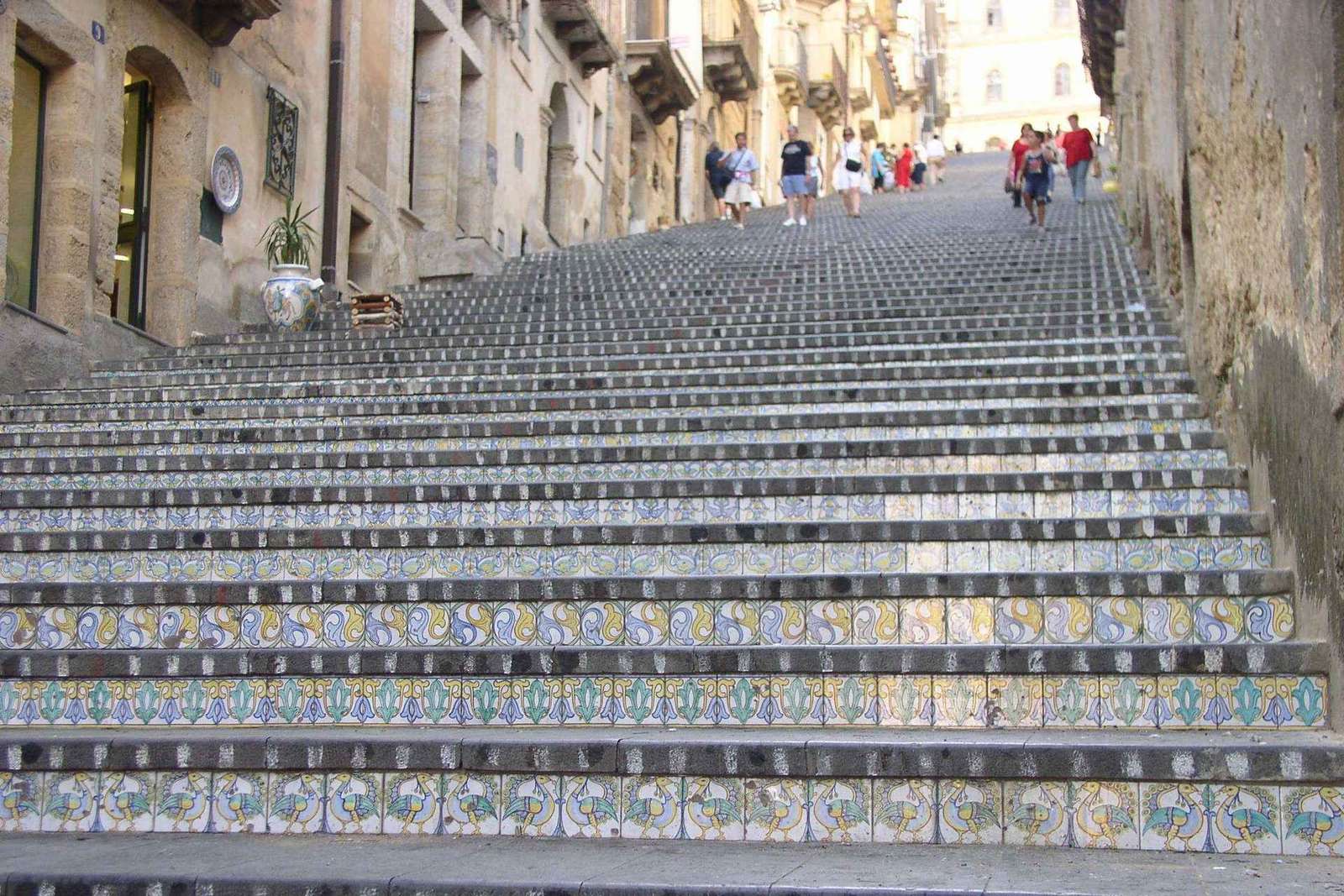 Desde Catania: Visita a Caltagirone y Piazza Armerina con Brunch