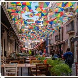 Catania: Walking Tour with Sicilian Bites & Insider Stories