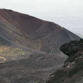 Catane : Trekking au coucher du soleil sur l'Etna avec dégustation de vin