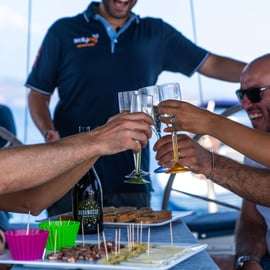 Bootstour Zyklopenküste Catania mit Aperitif und Schnorcheln