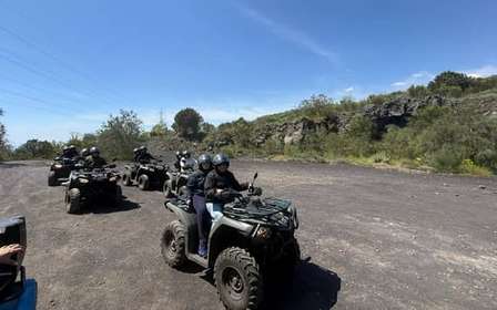 Excursión en quad por el Etna desde Milo, con tres rutas