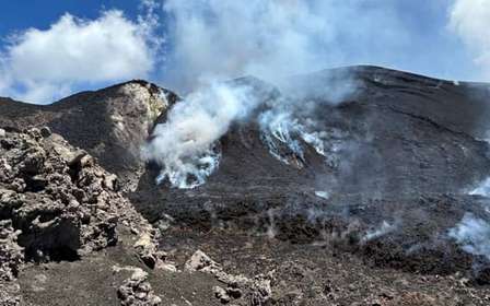 Excursión al Etna a 3000 mt. con teleférico y jeep 4x4