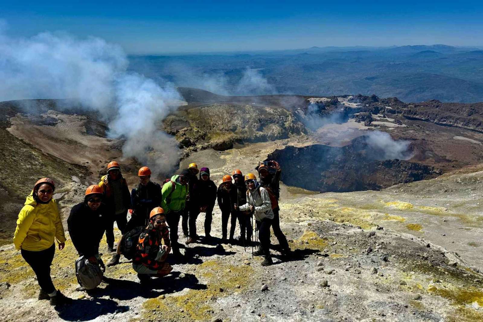 Crateri sommitali dell'ETNA in funivia e 4x4