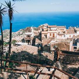 From Catania to Taormina, Castelmola and Giardini Naxos with Sea View