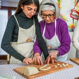 Catania: Pasta & Tiramisu Cooking Class at a Local's Home