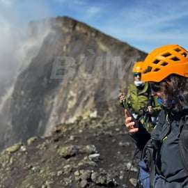 South Etna – Summit craters round trip by cable car + 4x4 + hike