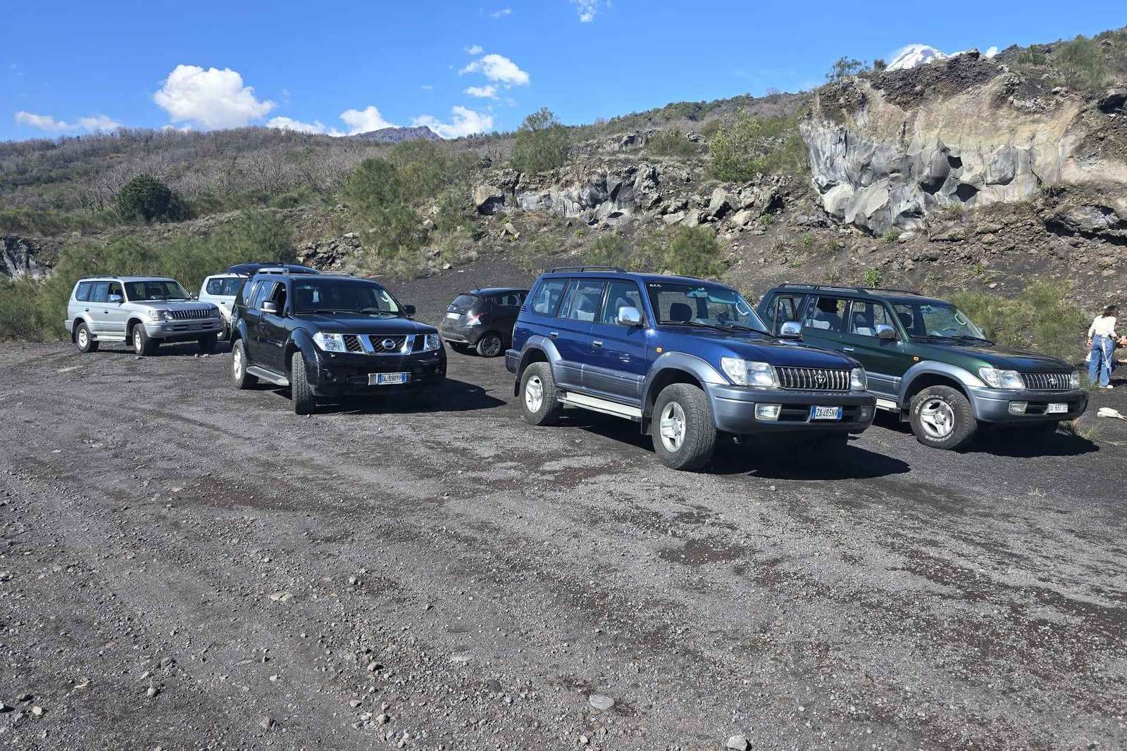 Passeio de jipe 4x4 pelo Etna: gruta de lava e Alcantara