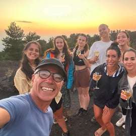 Catania: Tour del tramonto sull'Etna e vino Etna Doc