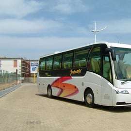 Wycieczka autobusem na Etnę: otwarty dach i miód z Zafferany