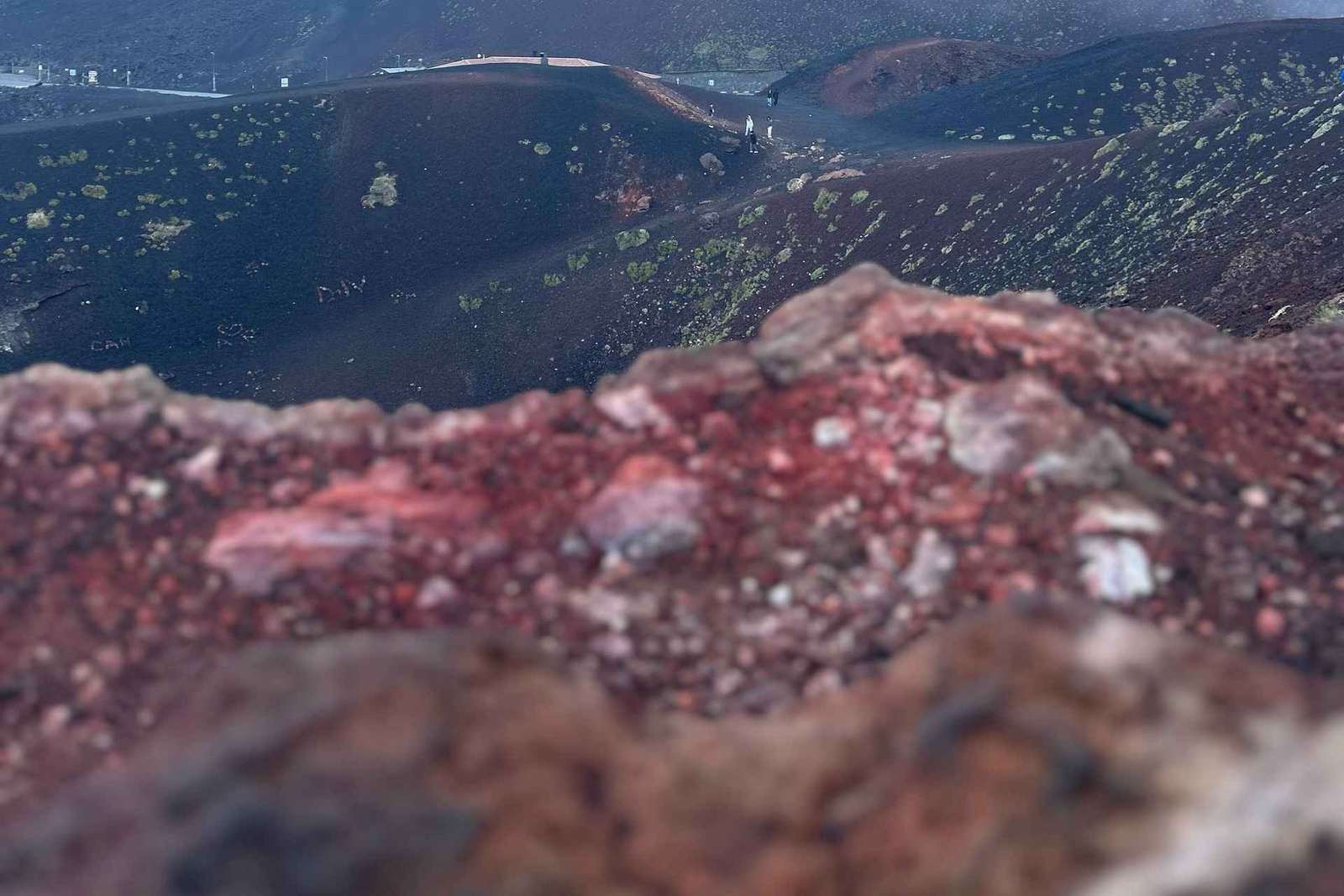 Excursão de Jipe ao Etna: Valle del Bove e Cavernas de Lava