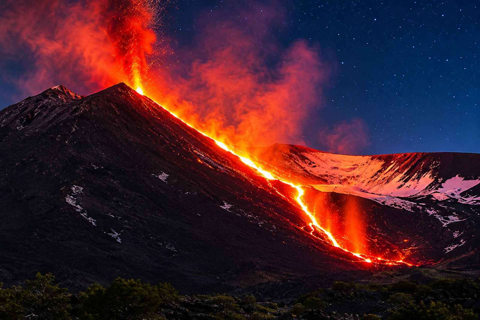 Mount Etna at sunset: pick-up from Catania, with guide, food tasting, and cave kit